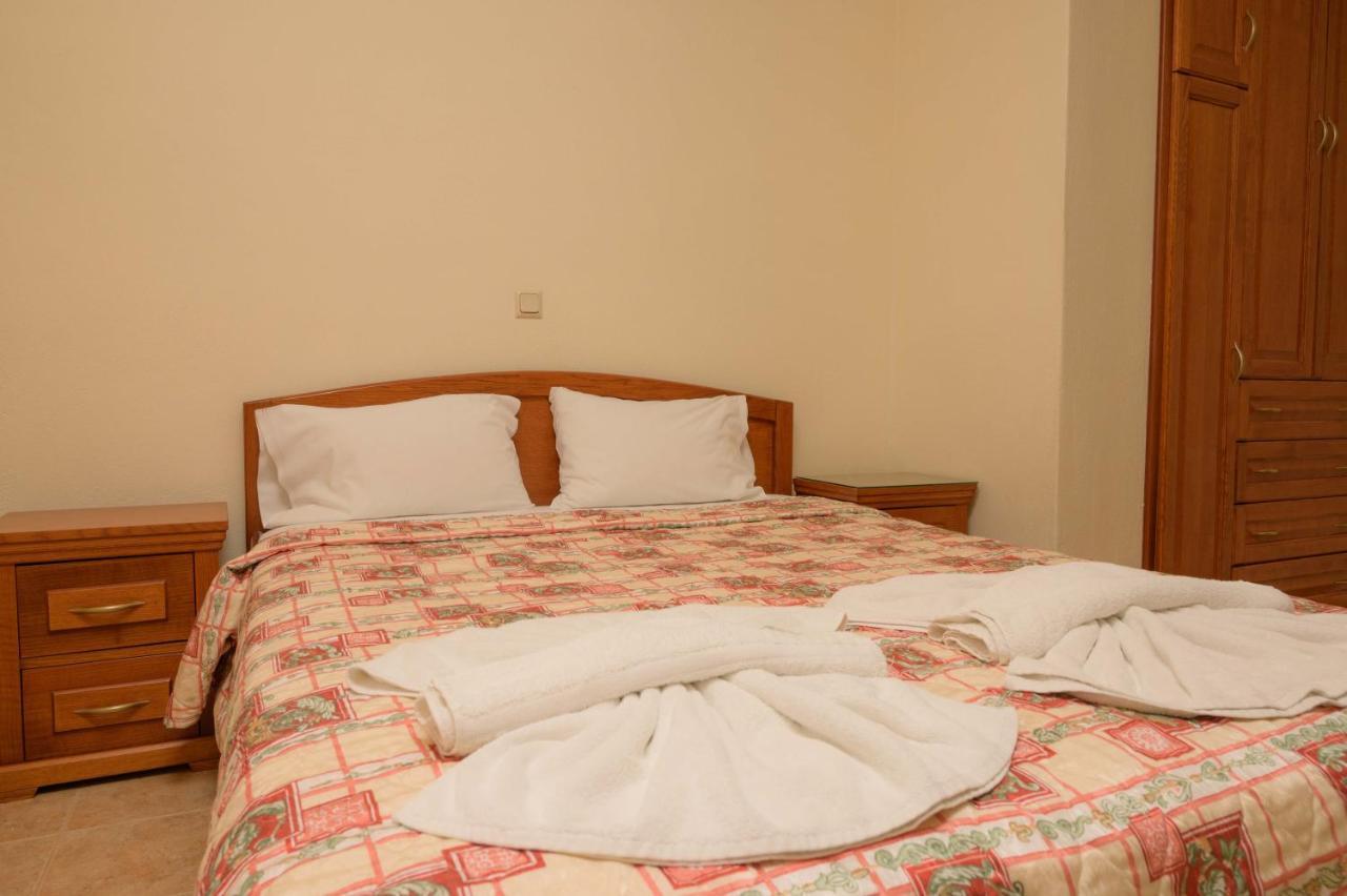 לריסוס Mpalmpanas Villas מראה חיצוני תמונה