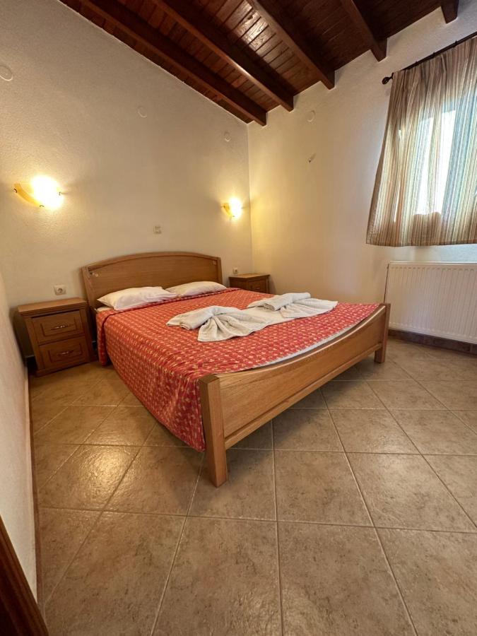 לריסוס Mpalmpanas Villas מראה חיצוני תמונה