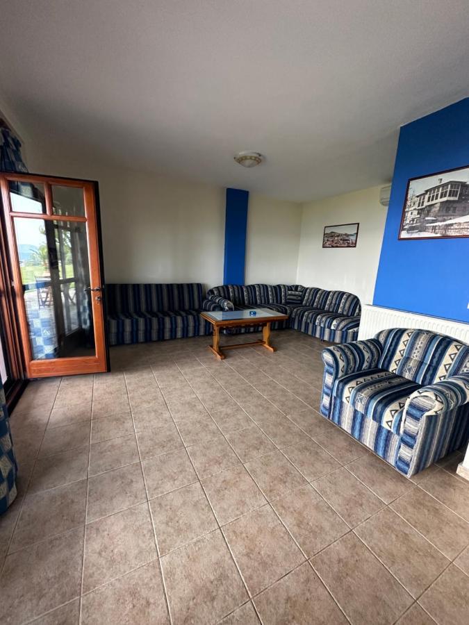 לריסוס Mpalmpanas Villas מראה חיצוני תמונה